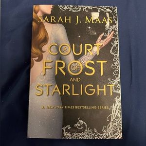 A court of frost and starlight original cover paperback